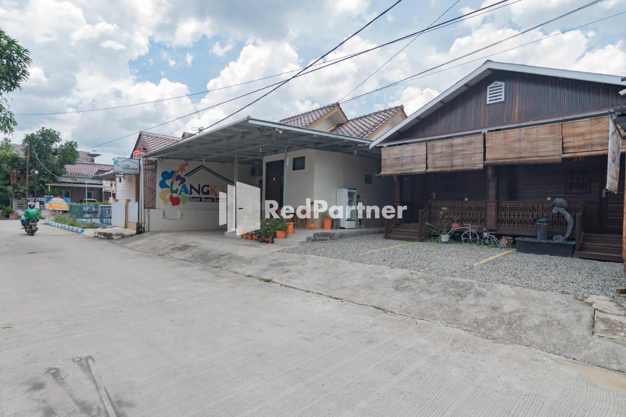 Langkar Guest House Syariah Mitra Reddoorz Samarinda Luaran gambar