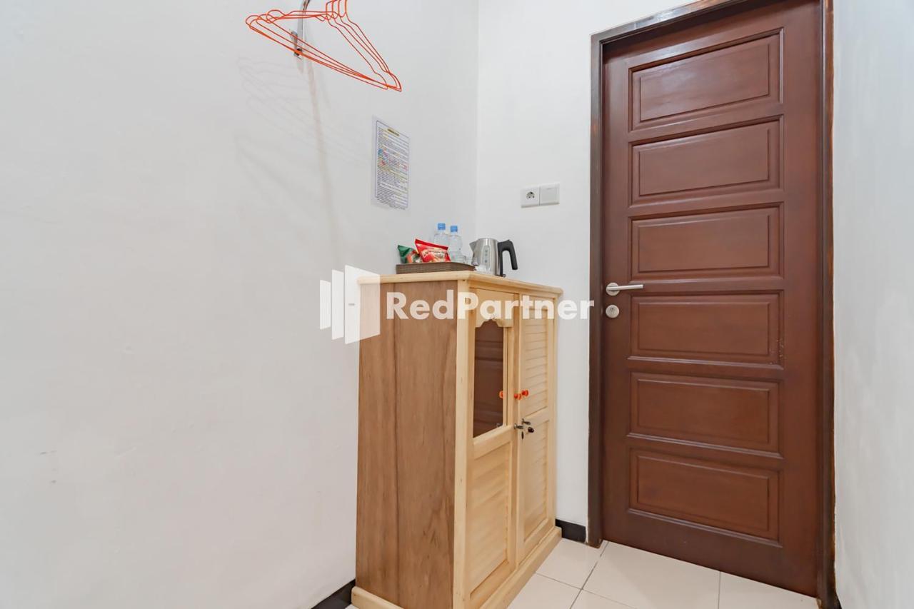 Langkar Guest House Syariah Mitra Reddoorz Samarinda Luaran gambar