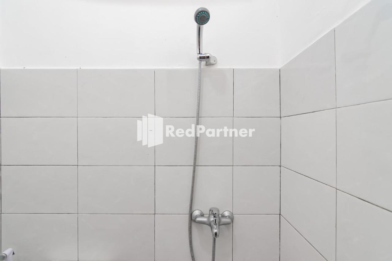 Langkar Guest House Syariah Mitra Reddoorz Samarinda Luaran gambar